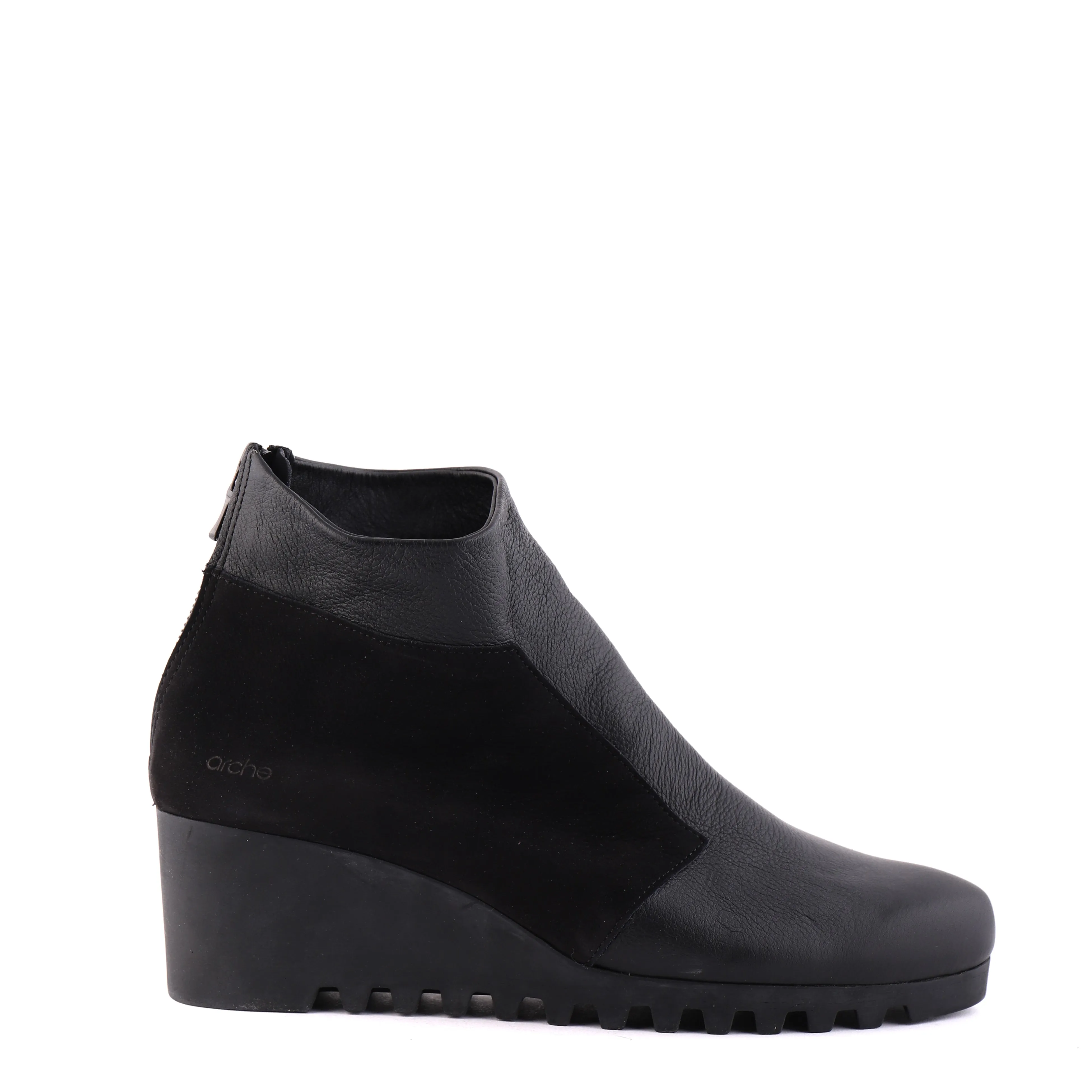 Eco Material Snowy Path LARMOR Black