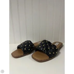 Sandals Flats By Steve Madden In Black, Size: 8.5 Drop Hike City Chic