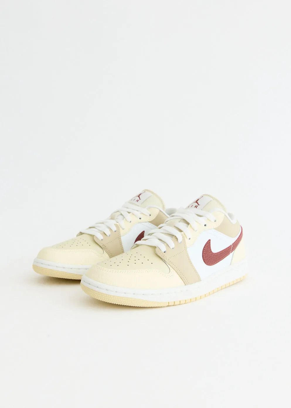 Stylish Comfort Layered Cushion Women's Air Jordan 1 Low 'White Red Sepia' Sneakers