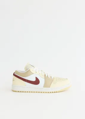 Easy Slip On Comfortable to wear Women's Air Jordan 1 Low 'White Red Sepia' Sneakers