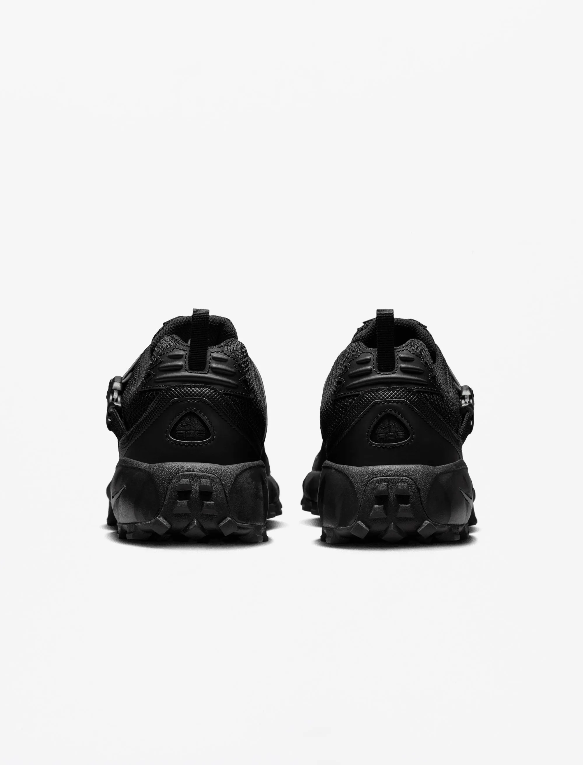 ACG Phassad (Black/Black) Fresh Appeal