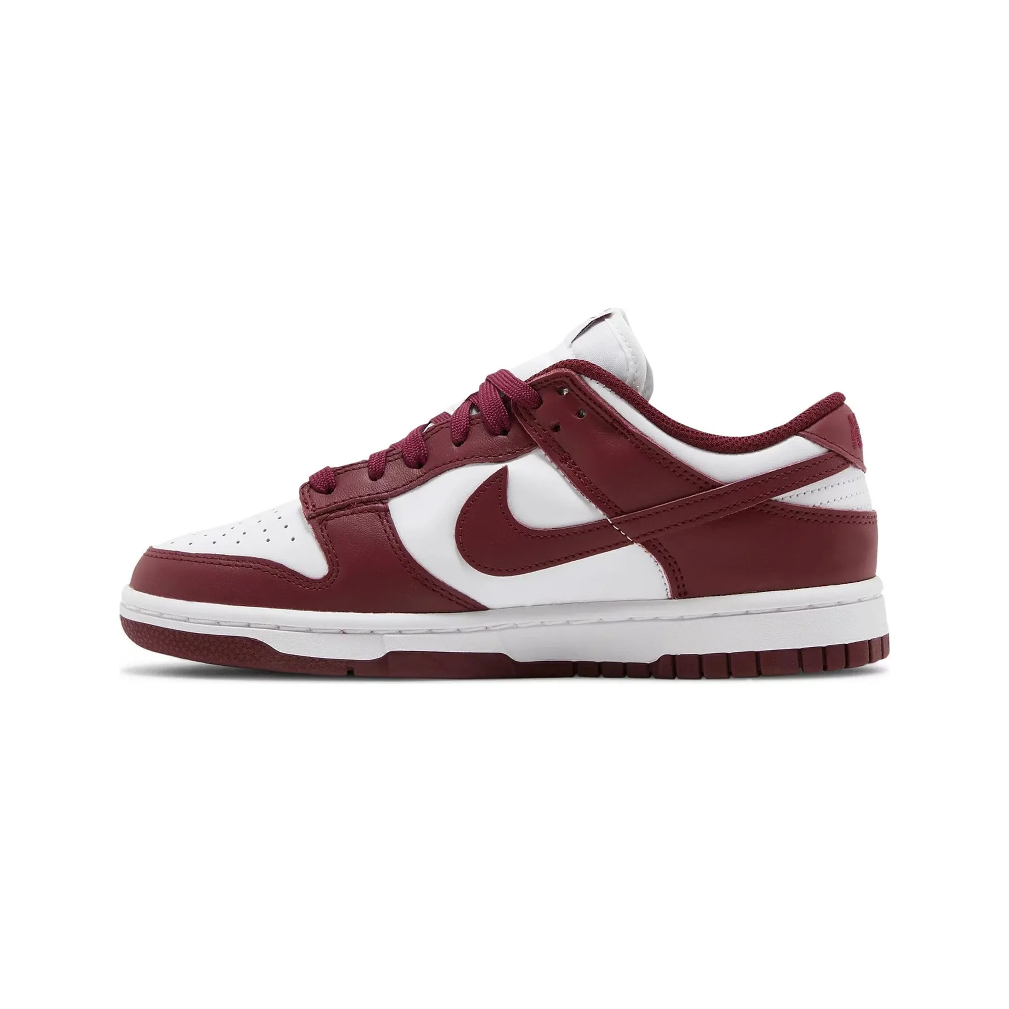 Multidirectional Flex Adjustable Heel Lock Nike Dunk Low 'Bordeaux' Women's (2021)
