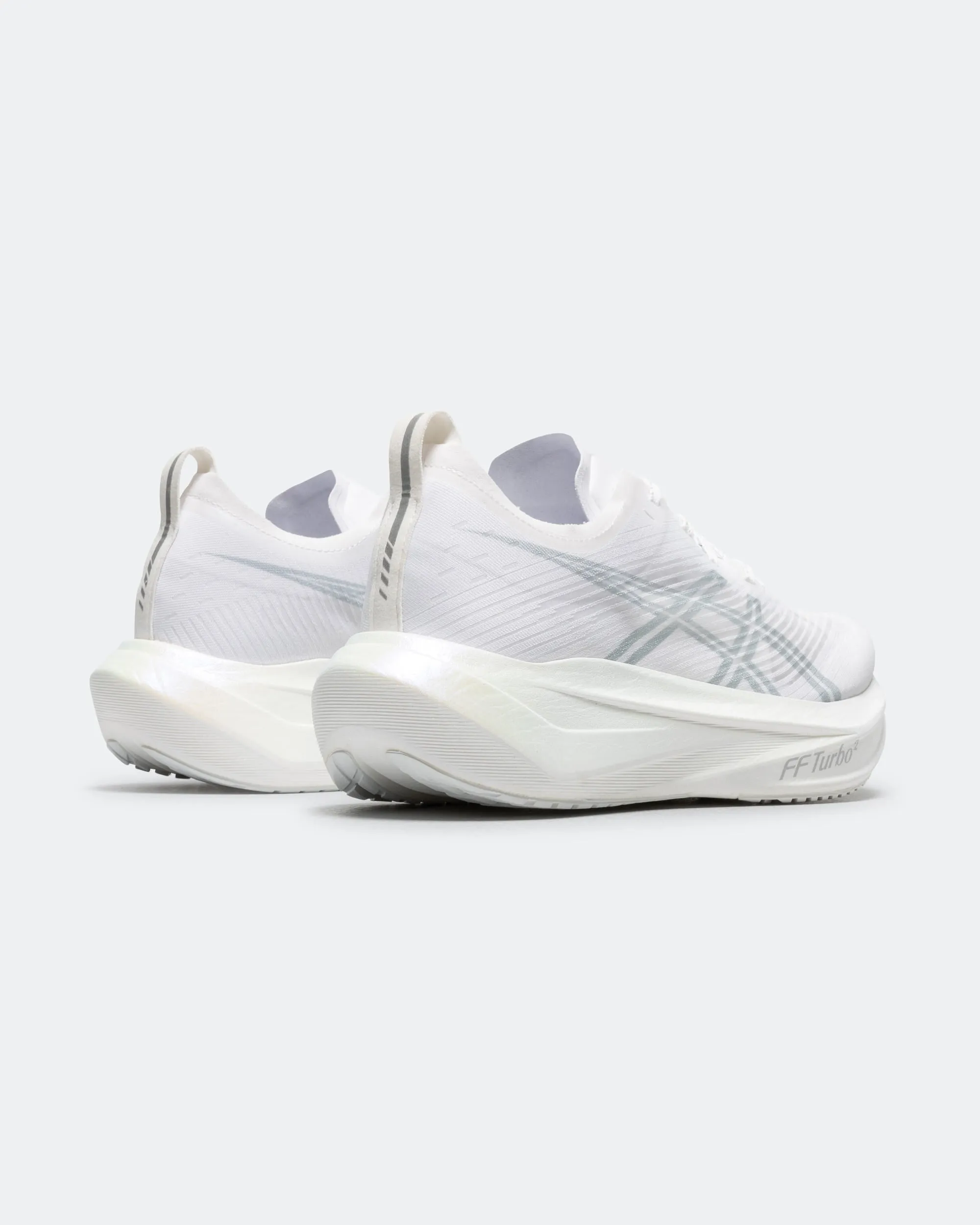 Megablast - White/Piedmont Grey Senior Friendly