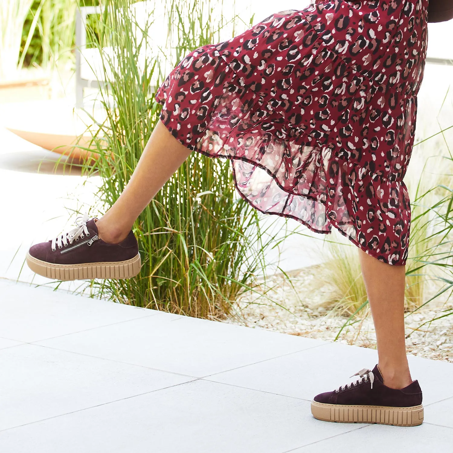 Track: Plum Suede Dynamic Wear Stable Walk