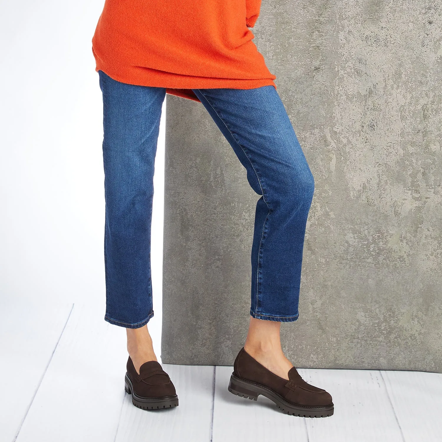 Breathable   mesh Guide Hike Talent: Chocolate Brown Suede