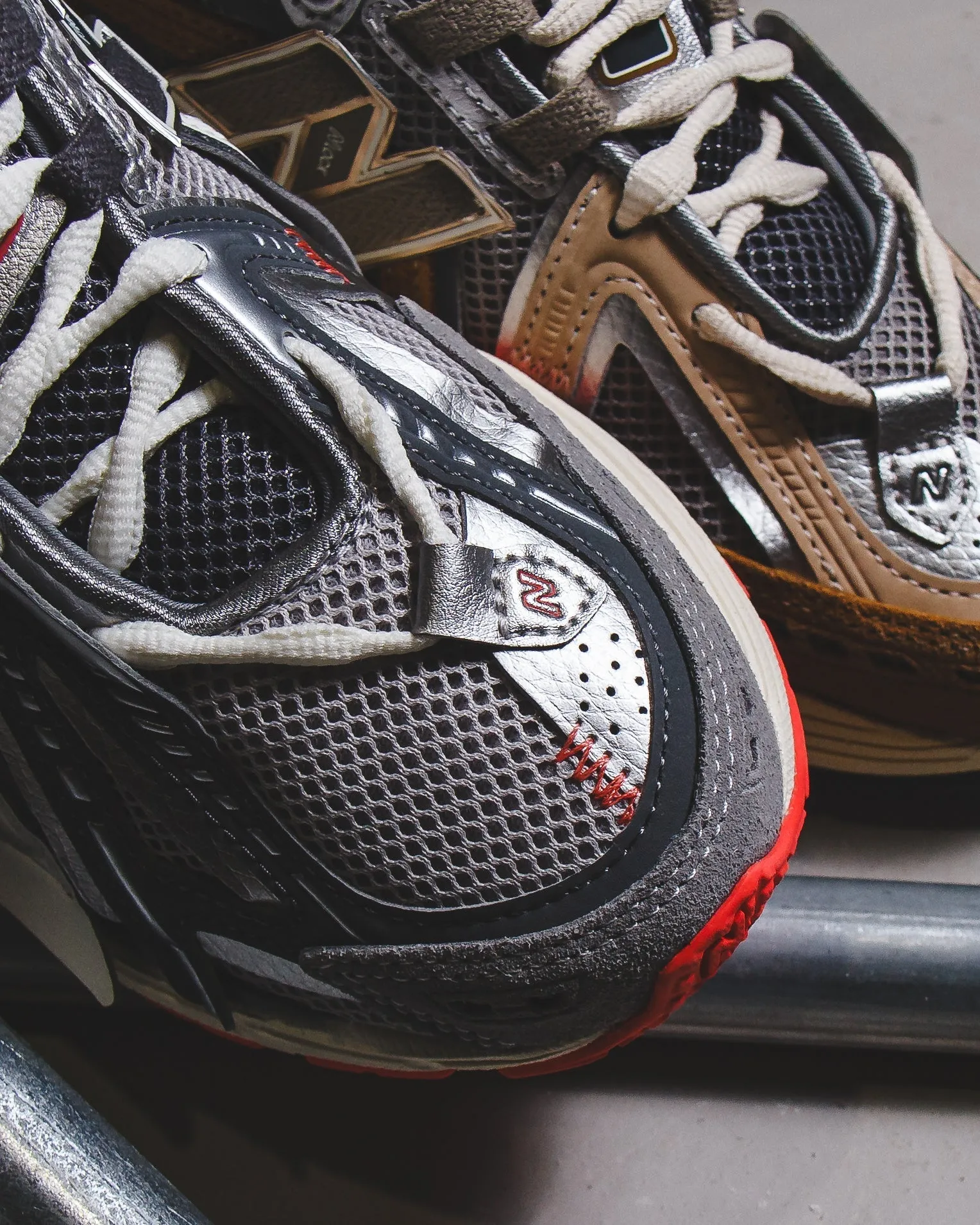 Fitness accessory Collapsed Midsole Geometry New Balance Men 1906A Slate Grey Core U1906AC