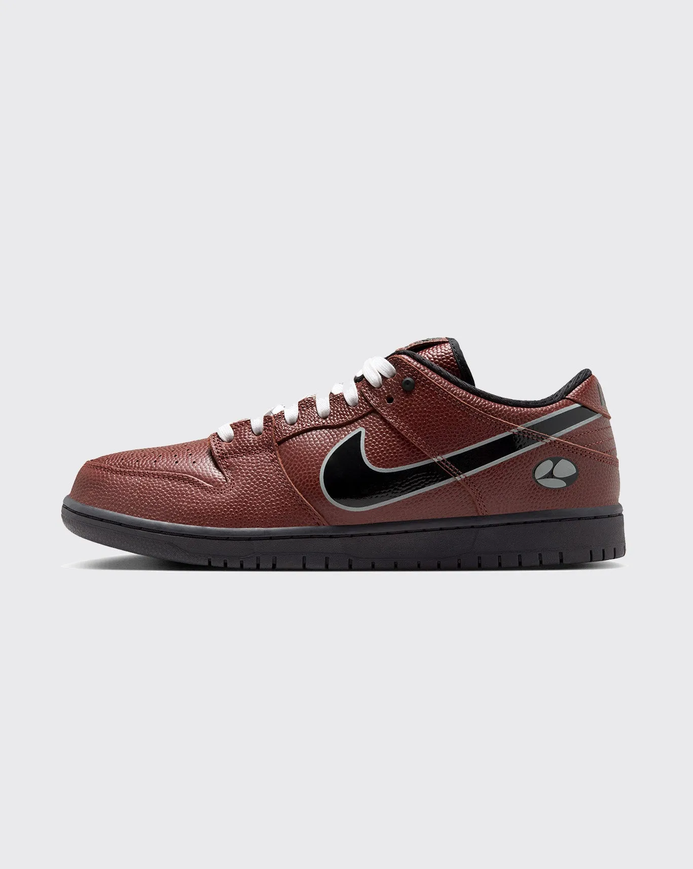 Explore City Edge Appeal Nike SB x Limosine Skateboards Dunk Low Pro