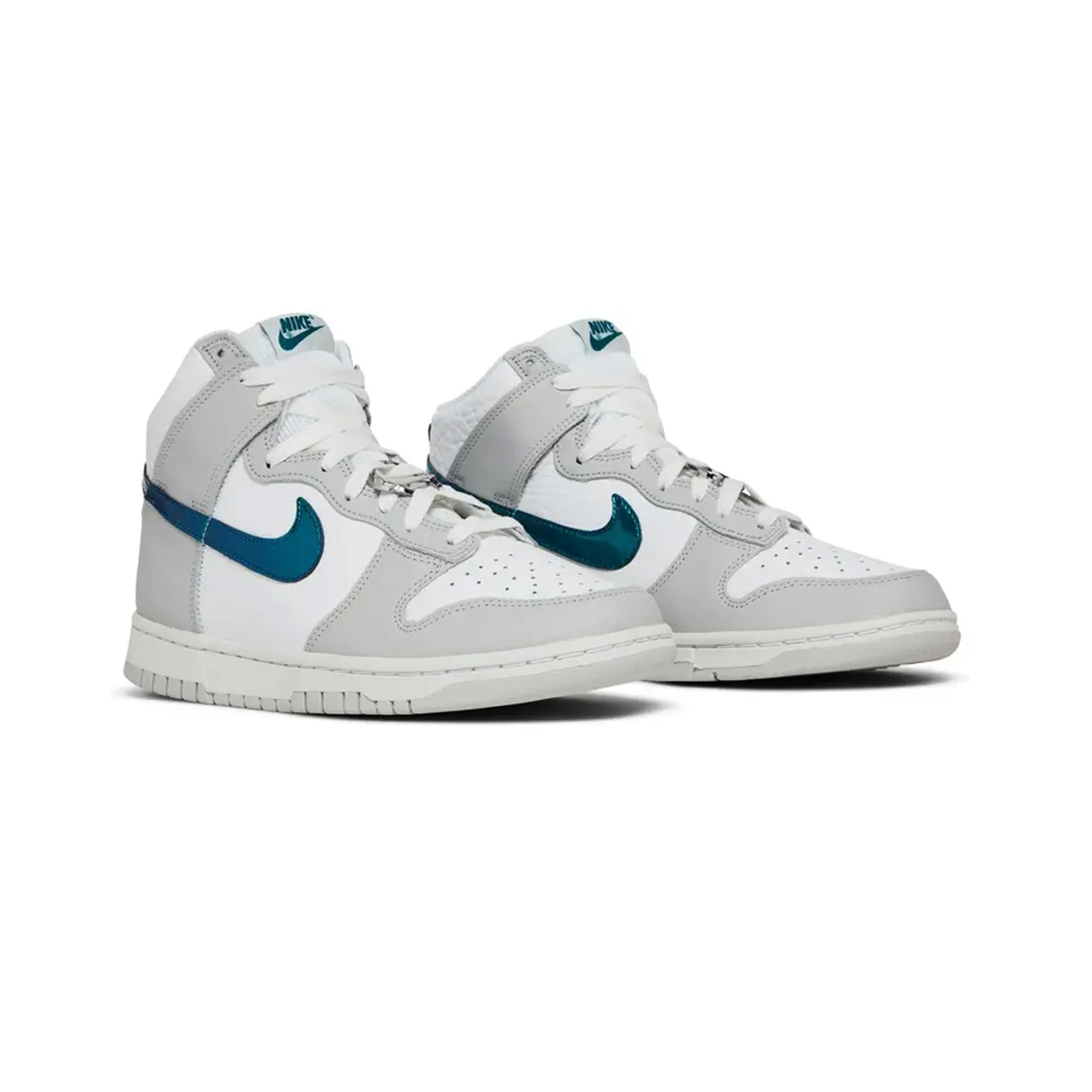 Vibrant sole WideFit Nike Dunk High 'FLS' W (2022)