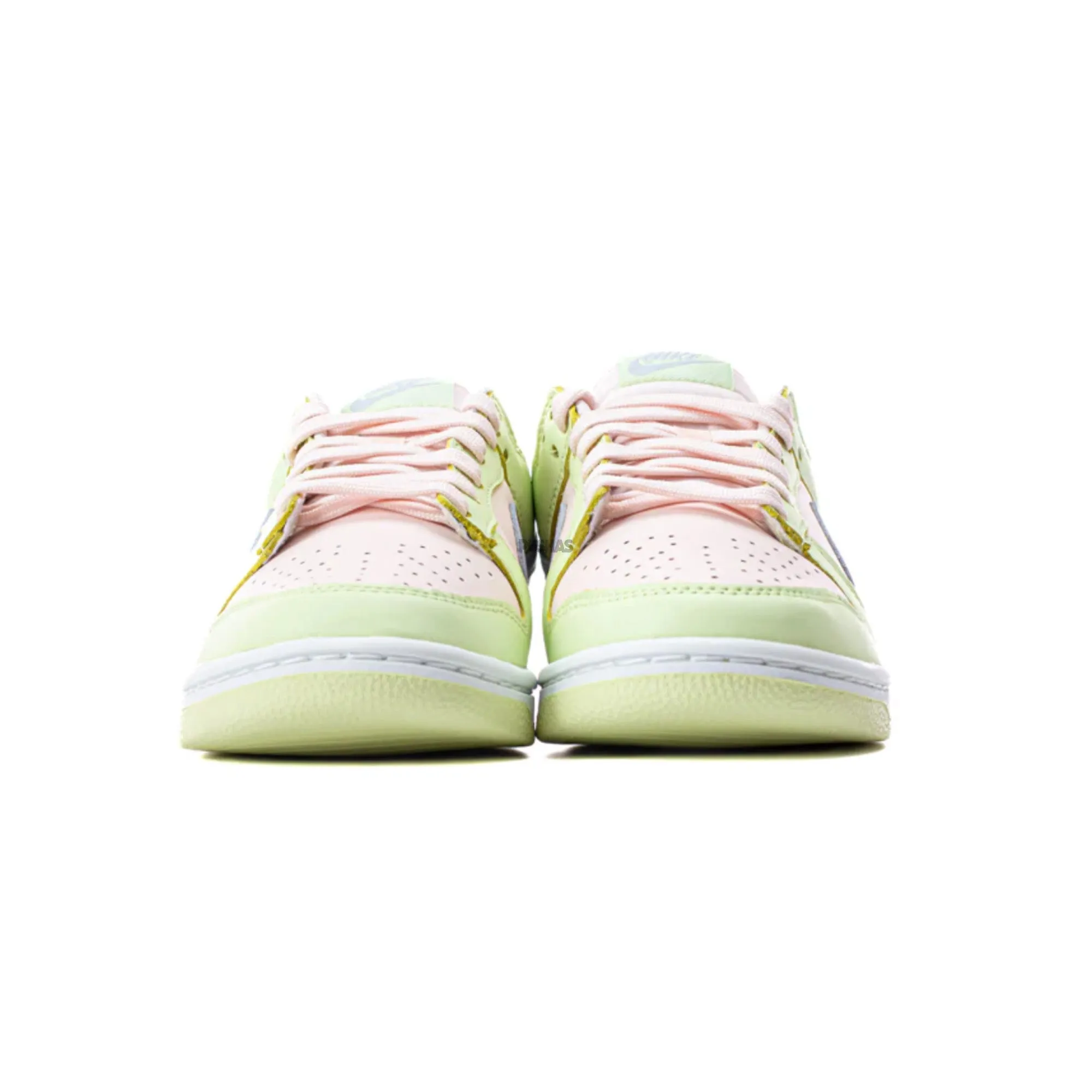 Breathable touch Nike Dunk Low 'Lime Ice' Women's (2021)