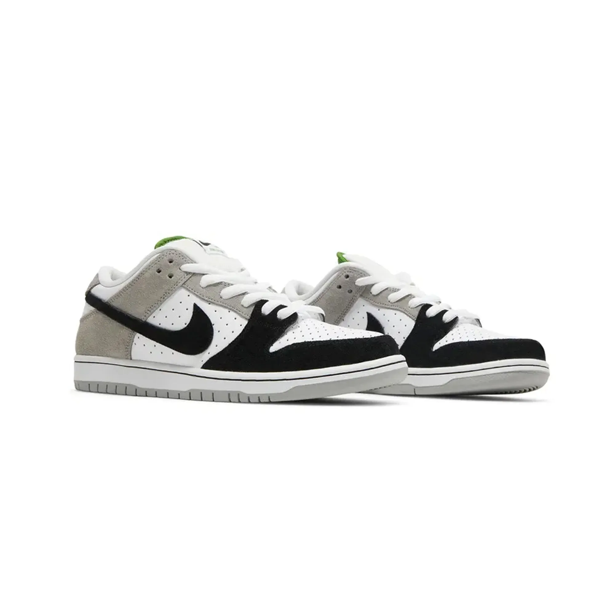 Functional Nike SB Dunk Low 'Chlorophyll' (2022)
