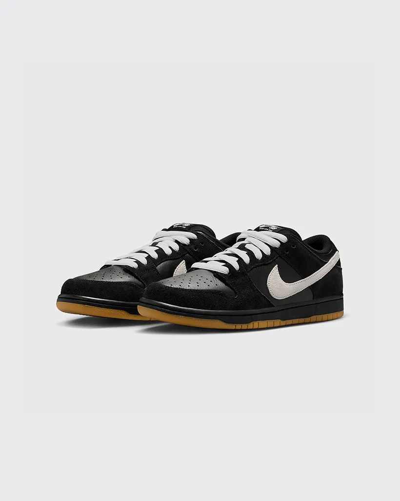 Smart Style Nike SB Dunk Low Pro Shoe - Black/White/Gum