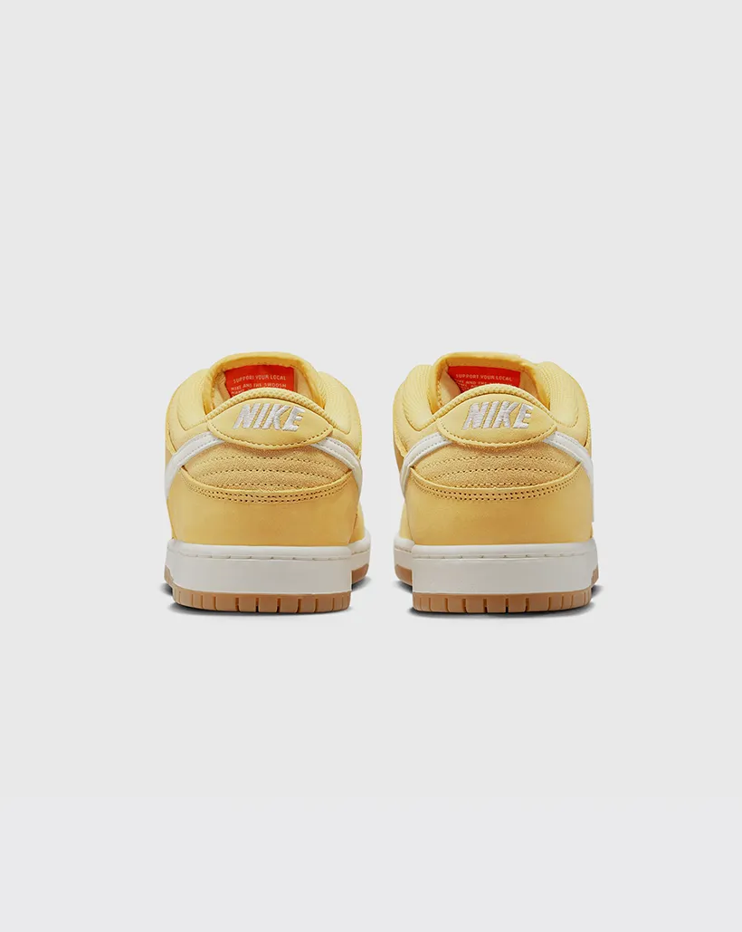 Nike SB Dunk Low Pro Shoe - Saturn Gold Modern Design
