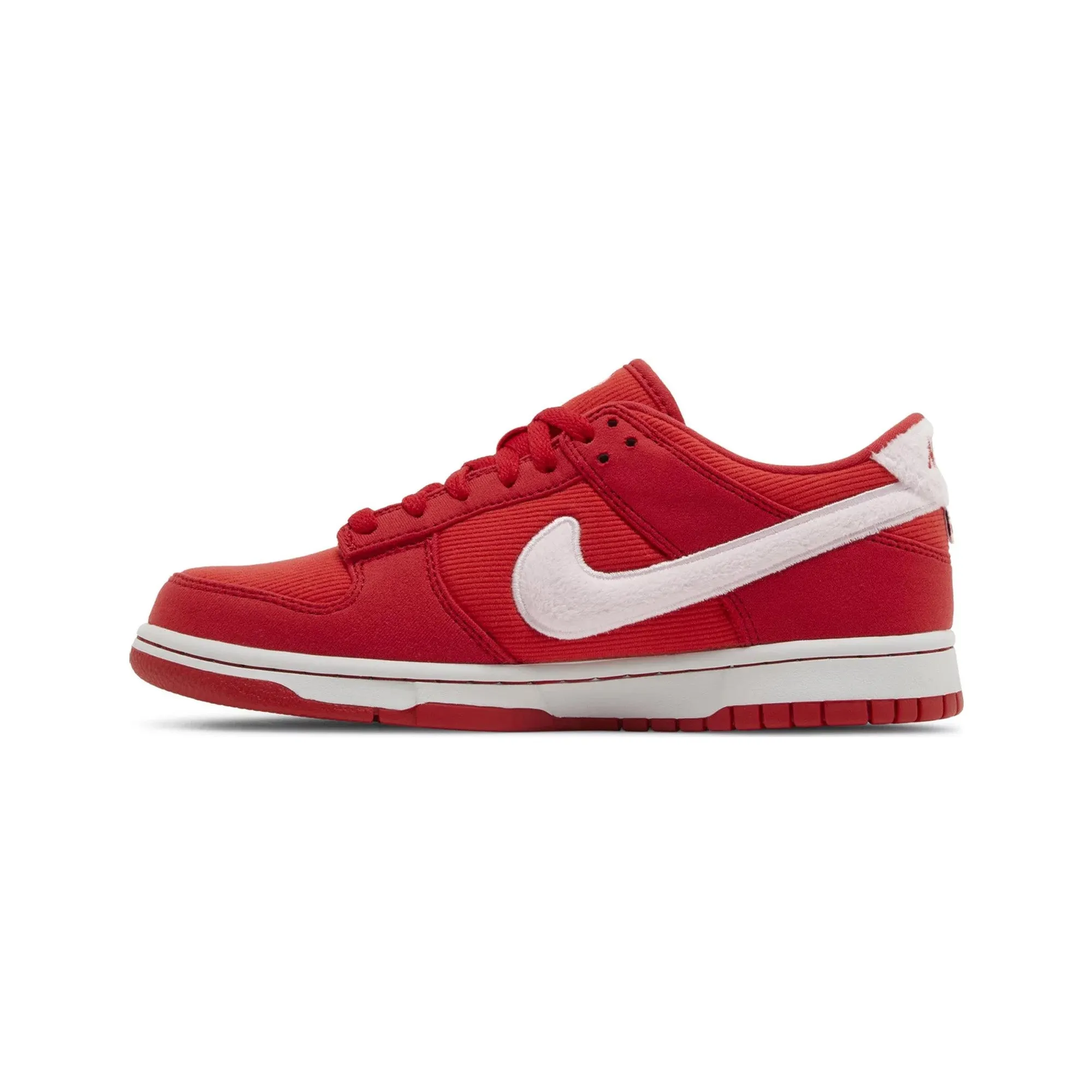 Nike Dunk Low 'Valentines Day' GS (2024) Trendy Look