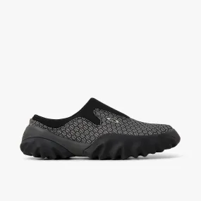 Motion Balance Star Hike Oakley Factory Team Nubuck Chop Saw Mule - Honeycomb Black