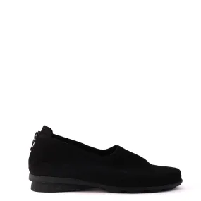 DENAKO Black Handcrafted Subtle Vibe