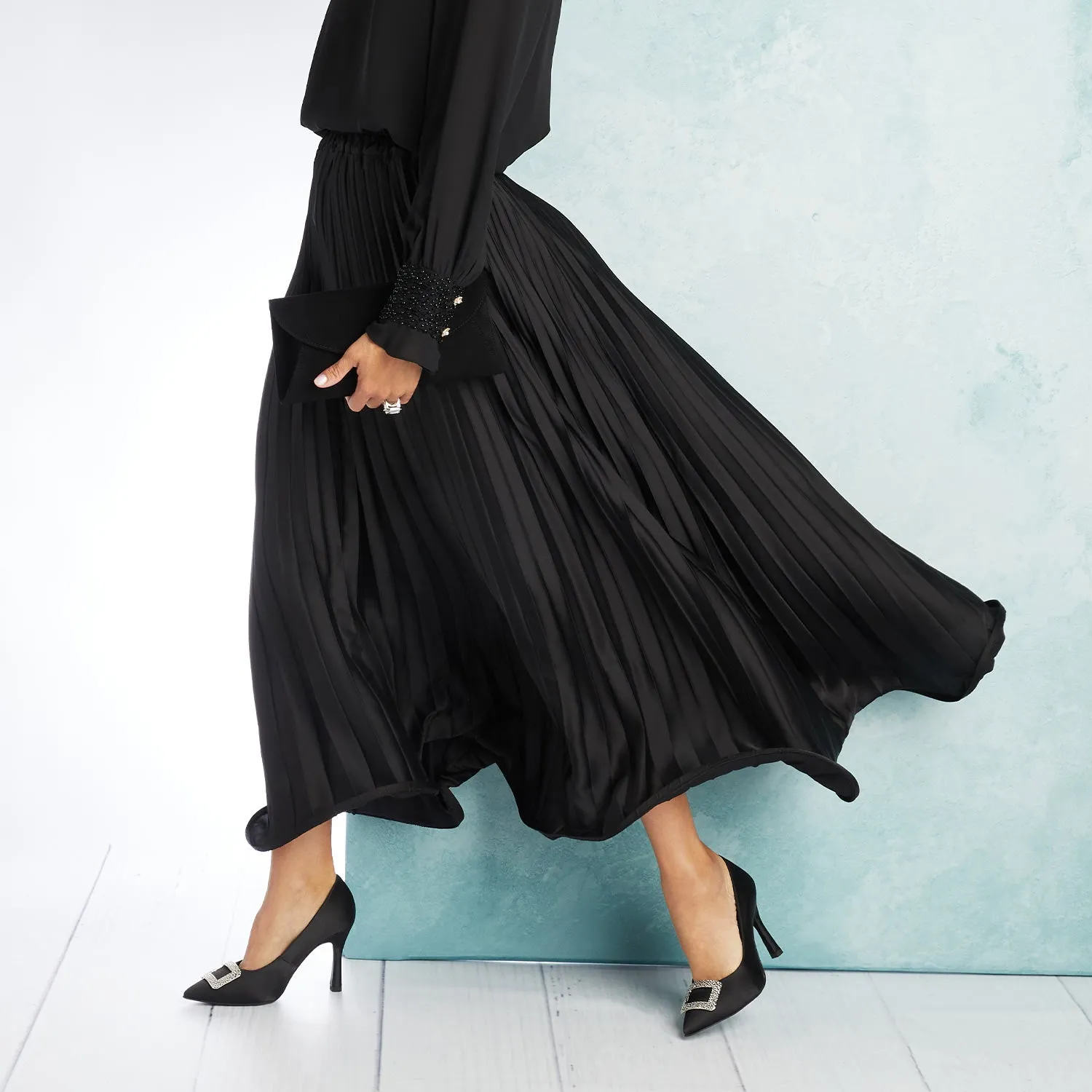 Prestige: Black Satin Bounce Back