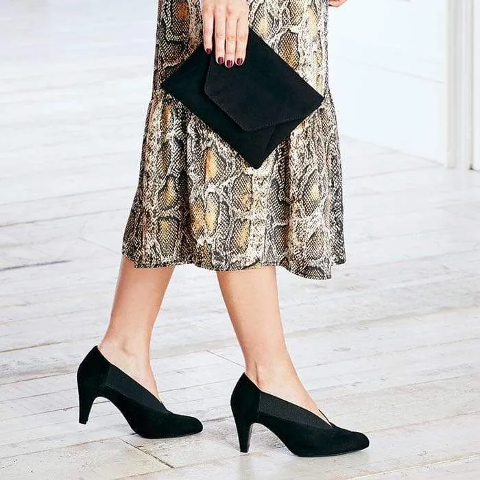 Step Right Marathon Walk Mercy: Black Suede