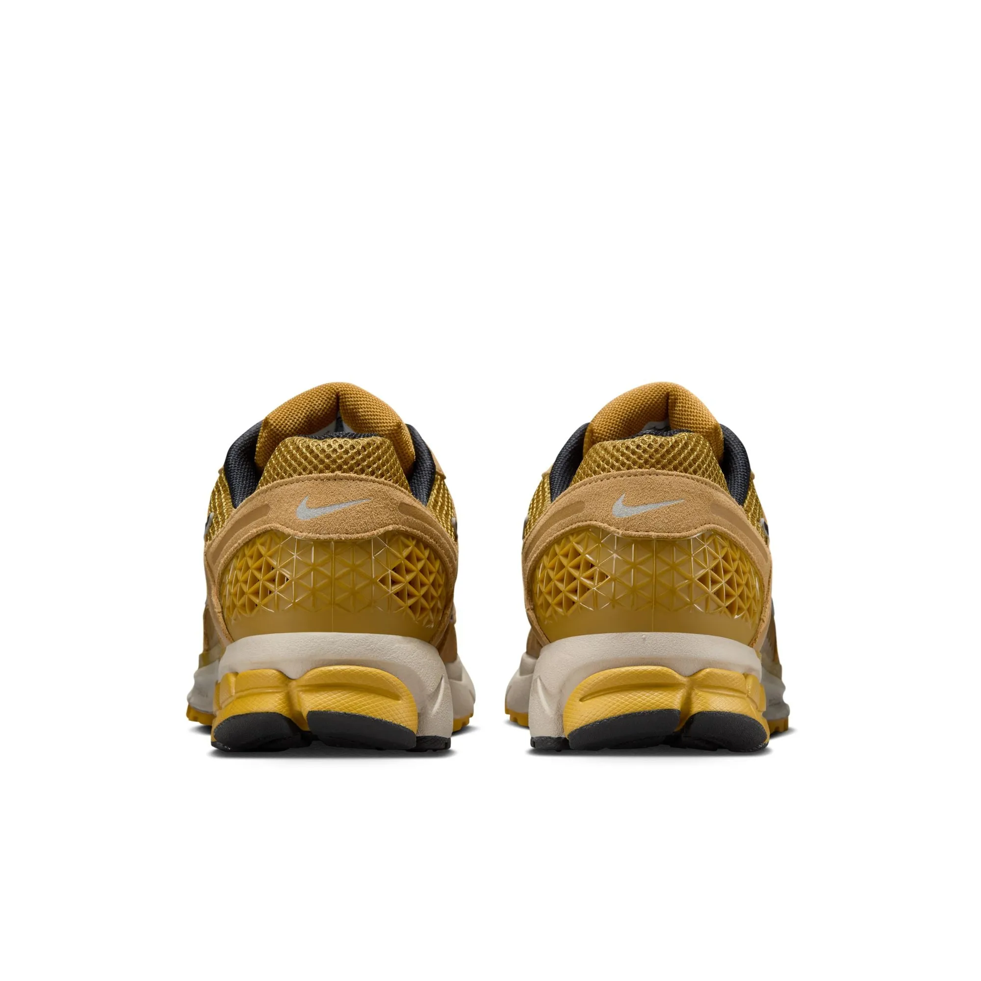 Stroll Ready Nike Zoom Vomero 5