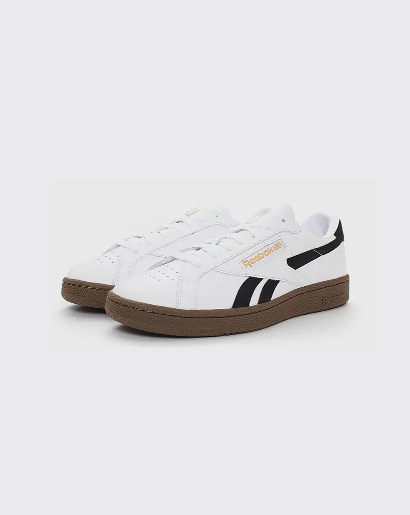 Reebok Club C Grounds UK Shoe - White/Gum Lightweight Walking Shoes