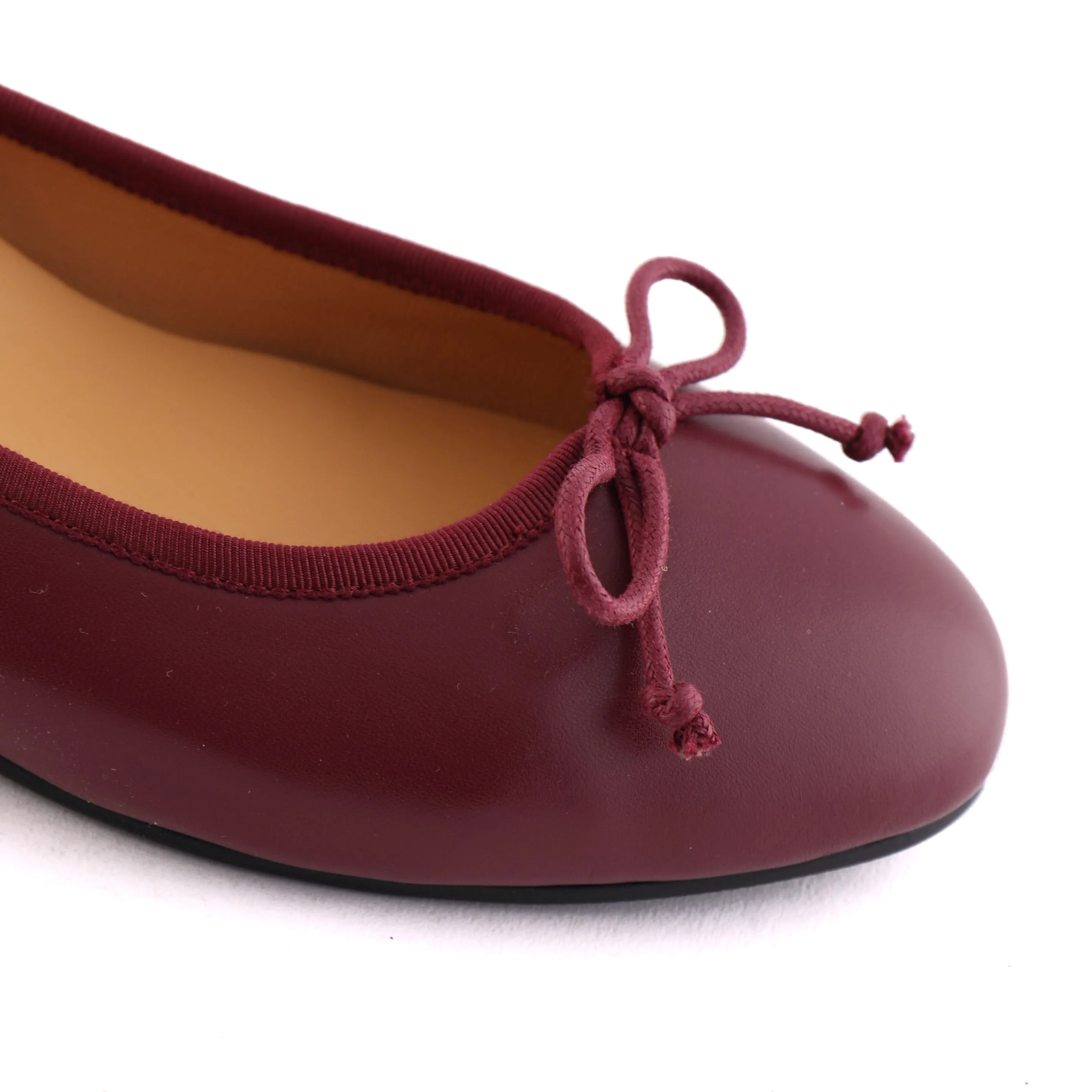 Charity Glow Quick Drying REST Burgundy