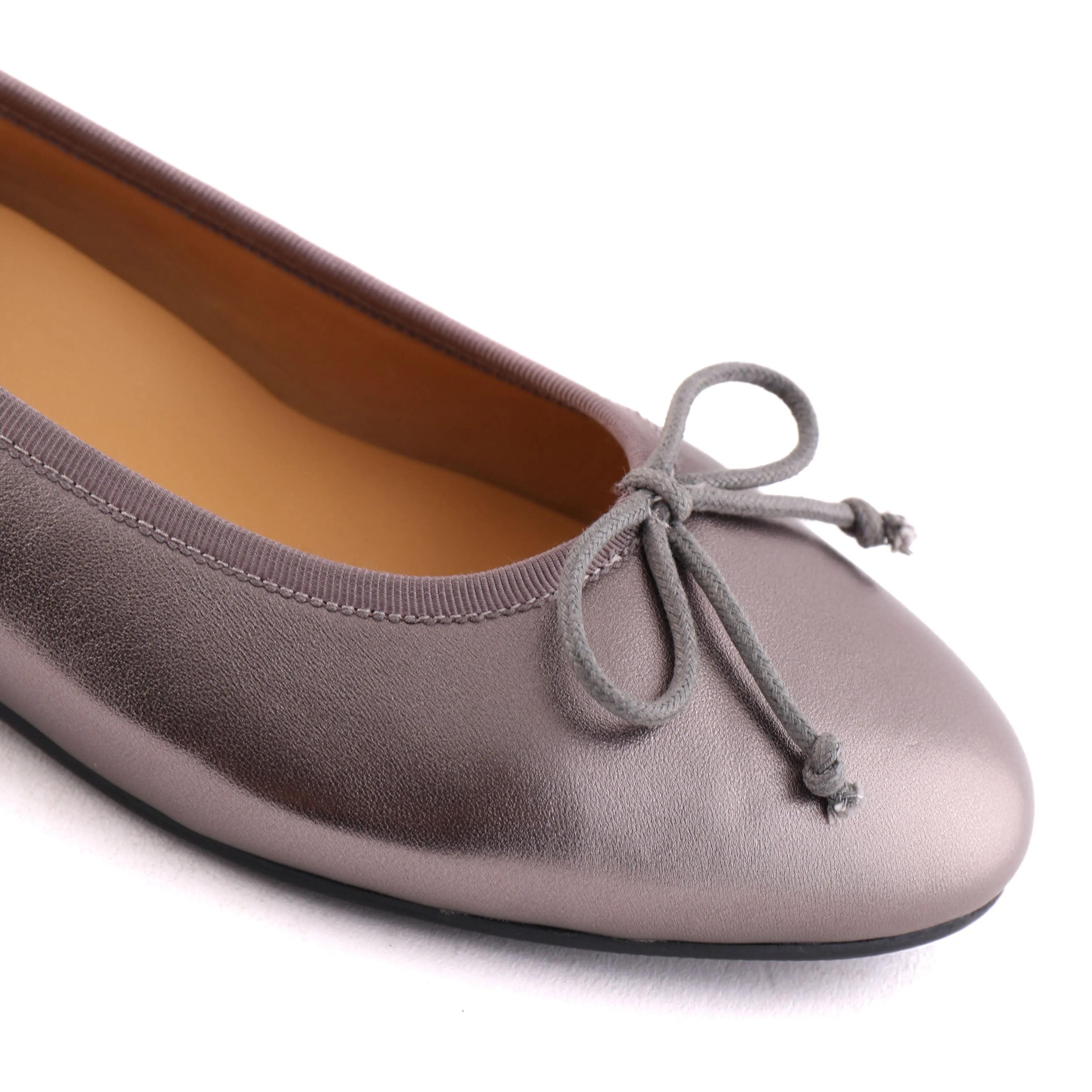 REST Pewter Practical Comfort