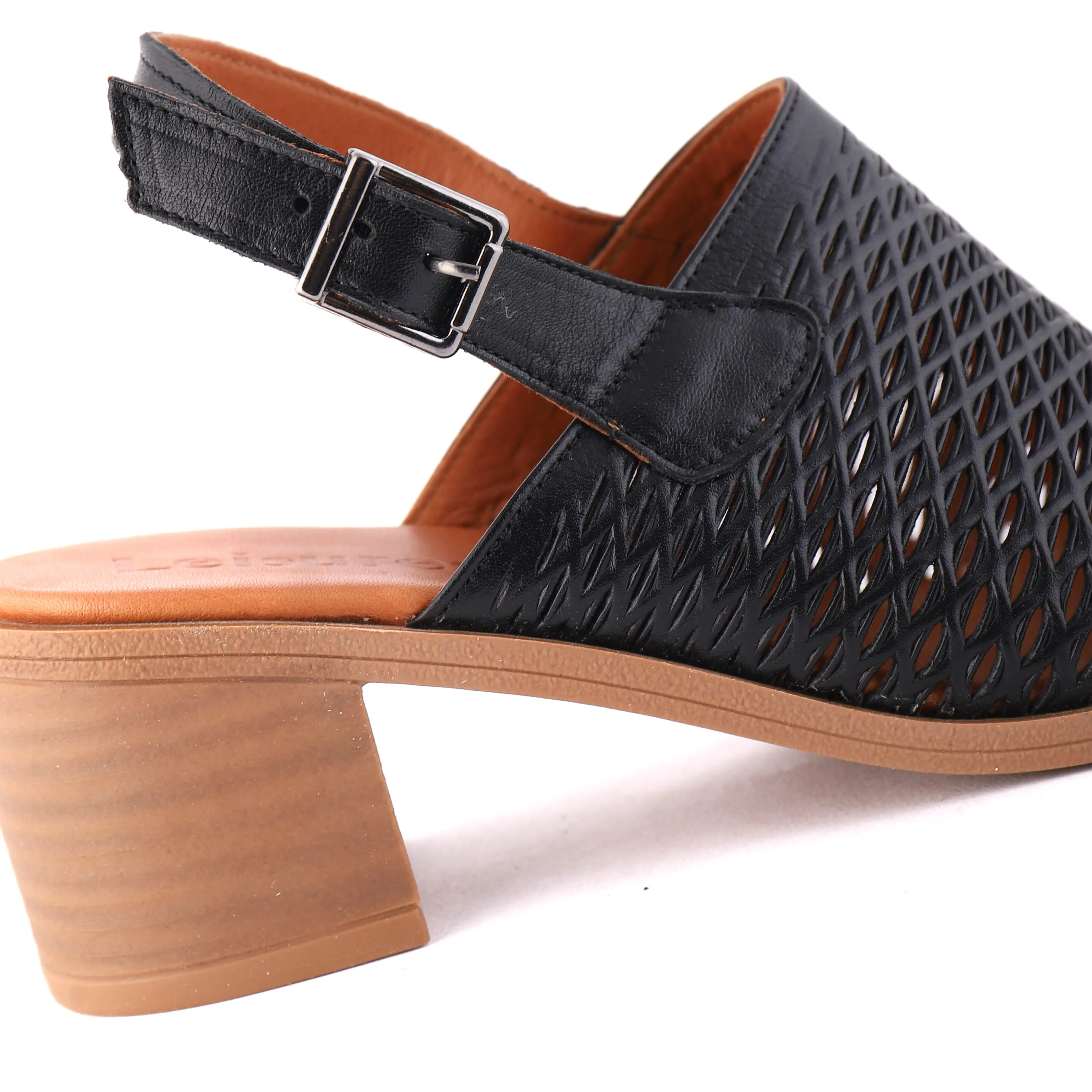ROBERTA Black Adjustable buckle Relaxed Beach Shoes