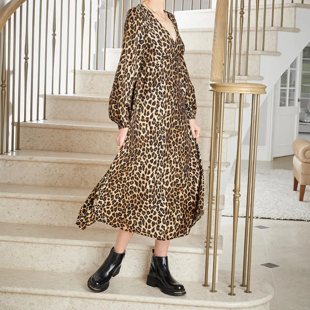 hot climate Eco Friendly Runway: Black Patent Leather