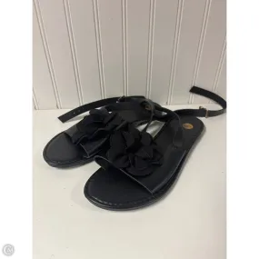 Cushioned Feel outfit pairing Sandals Flats By Clothes Mentor In Red, Size: 10.5