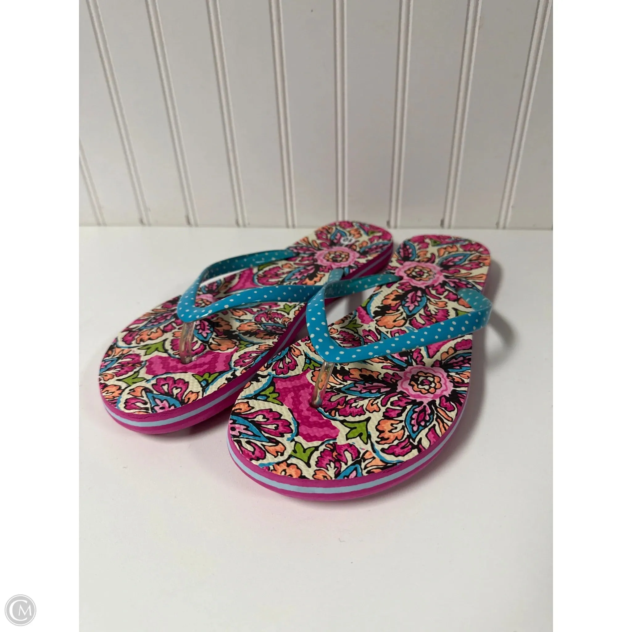 Trendy Footwear Comfy Pair Sandals Flip Flops By Vera Bradley In Pink, Size: 10