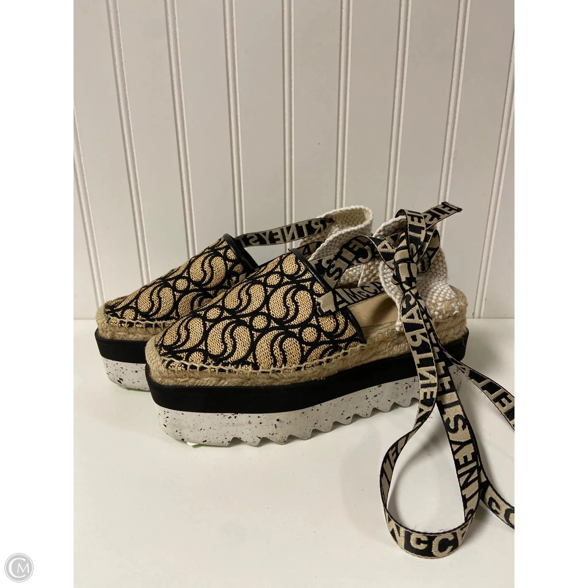 Sandals Luxury Designer By Stella Mccartney In Black & Cream, Size: 6 Motion Friendly