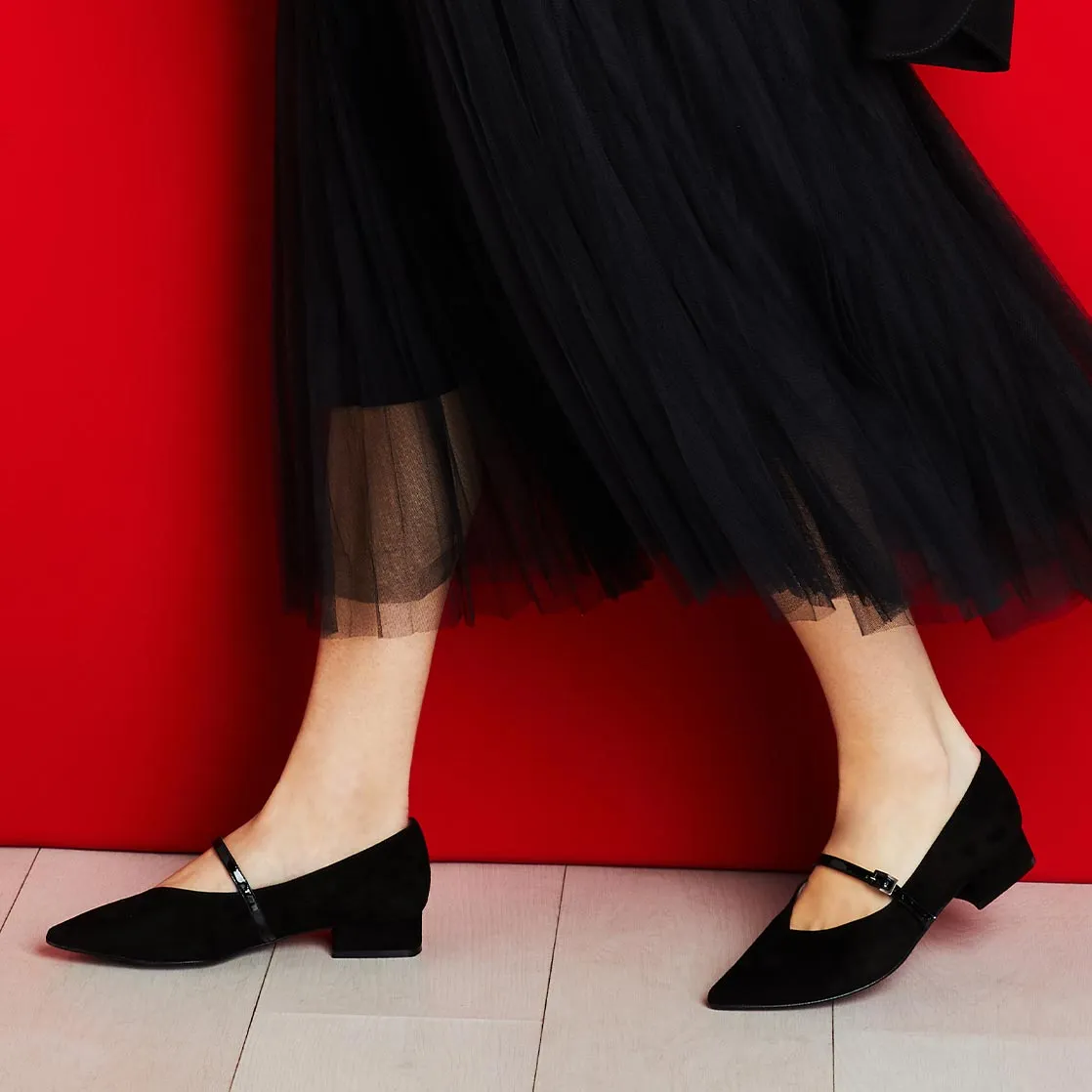 Cool Design Heel Stabilizer Savannah: Black Suede & Patent