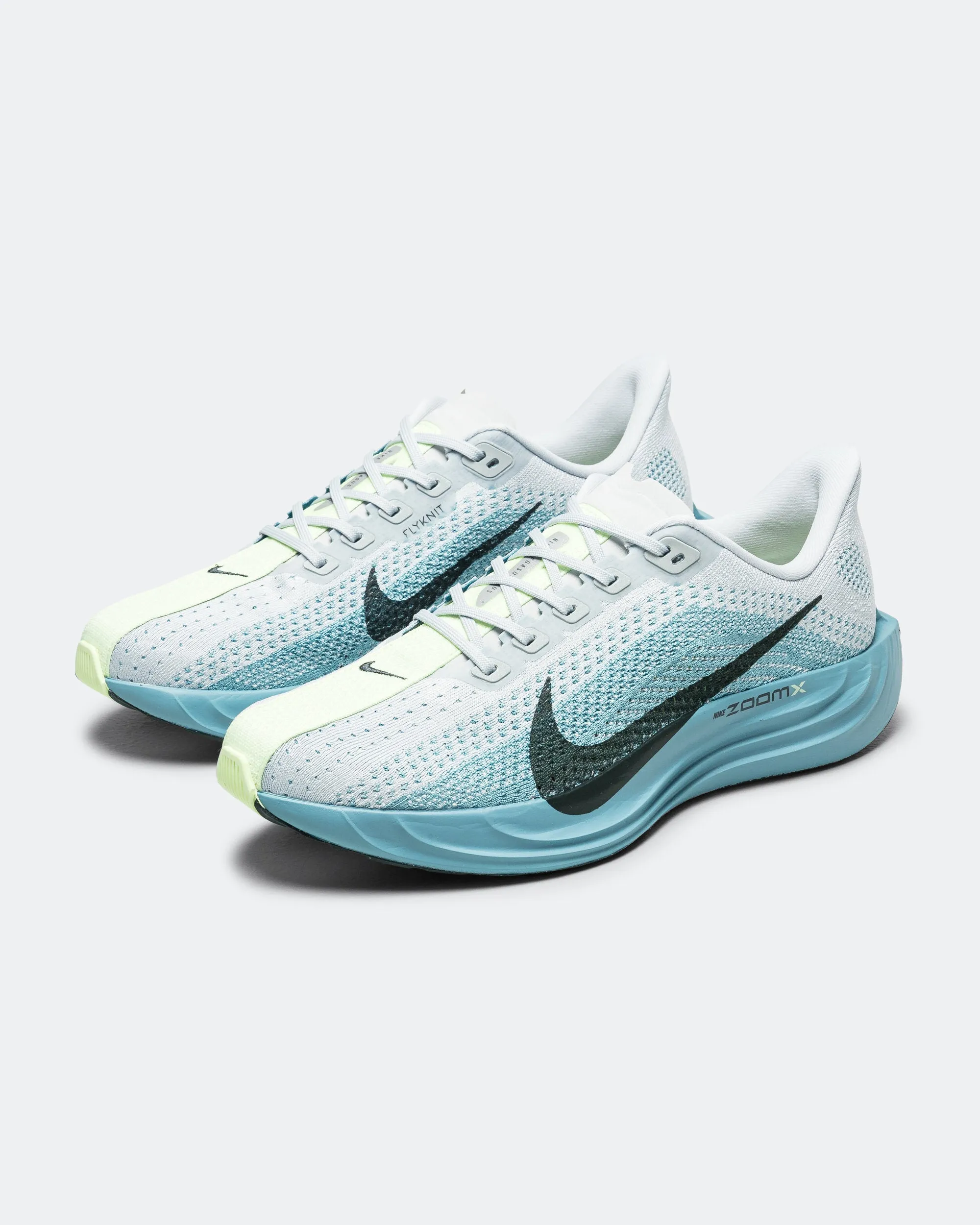 Mens Pegasus Plus - Pure Platinum/Seaweed-Denim Turquoise Herd Hike shoe style