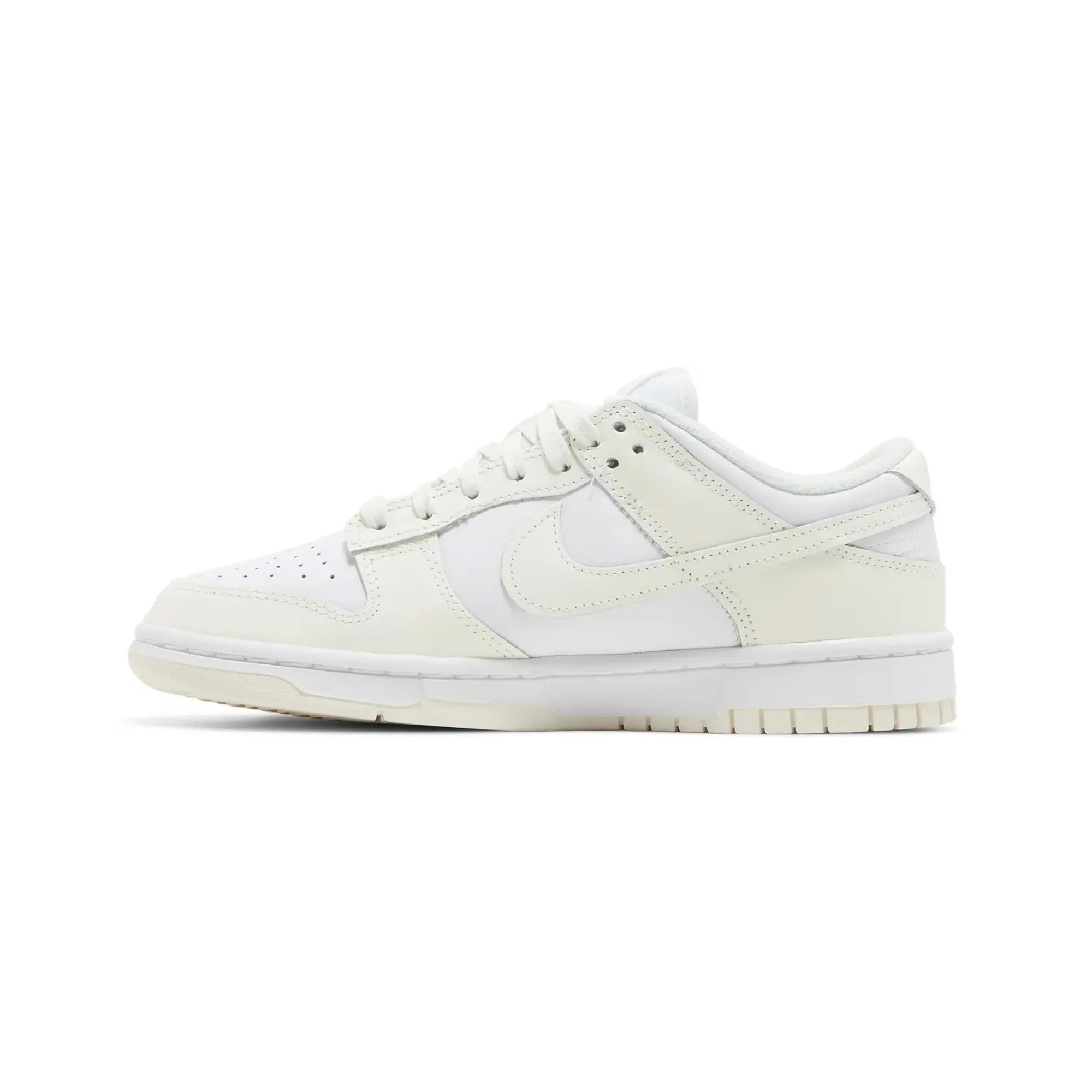 Smart Motion Trend-setting sole Nike Dunk Low Retro 'Coconut Milk' W (2022)