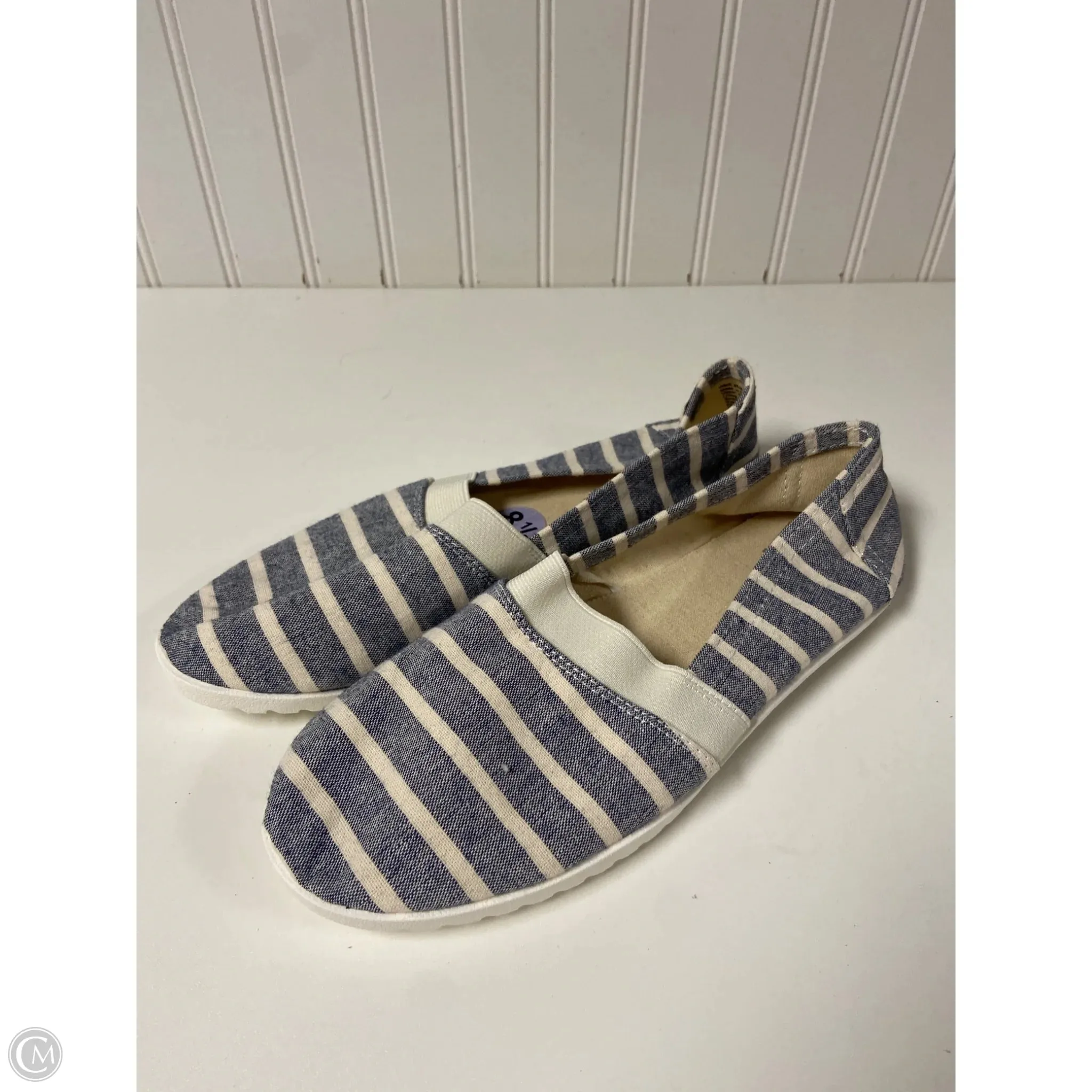 Shoes Flats By Report In Striped Pattern, Size: 8.5 Train Hike