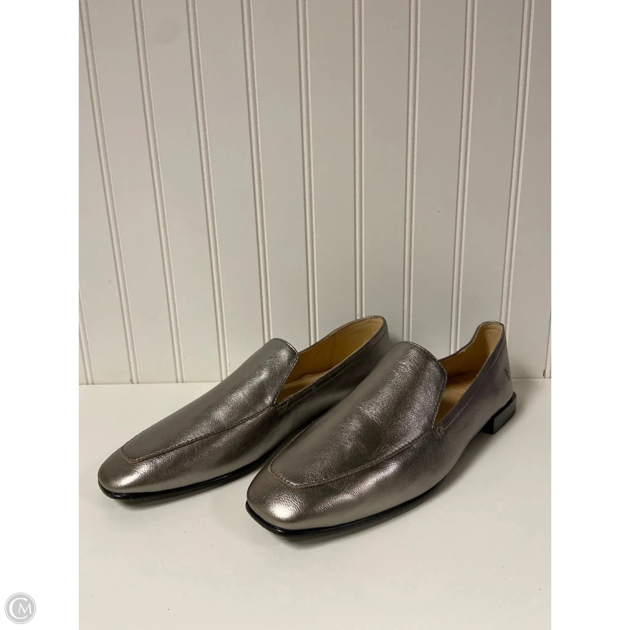 Shoes Designer By Frye In Silver, Size: 10 Bright Step Leaf Walk