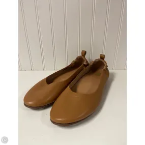 Shoes Flats By Fitflop In Tan, Size: 9 Trail Run