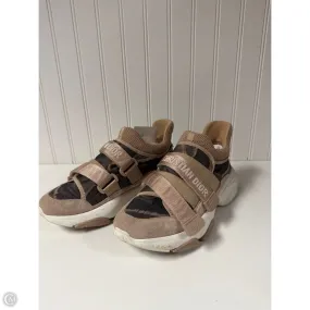 Shoes Luxury Designer By Dior In Beige, Size: 8.5 Rain Day Quick Hop
