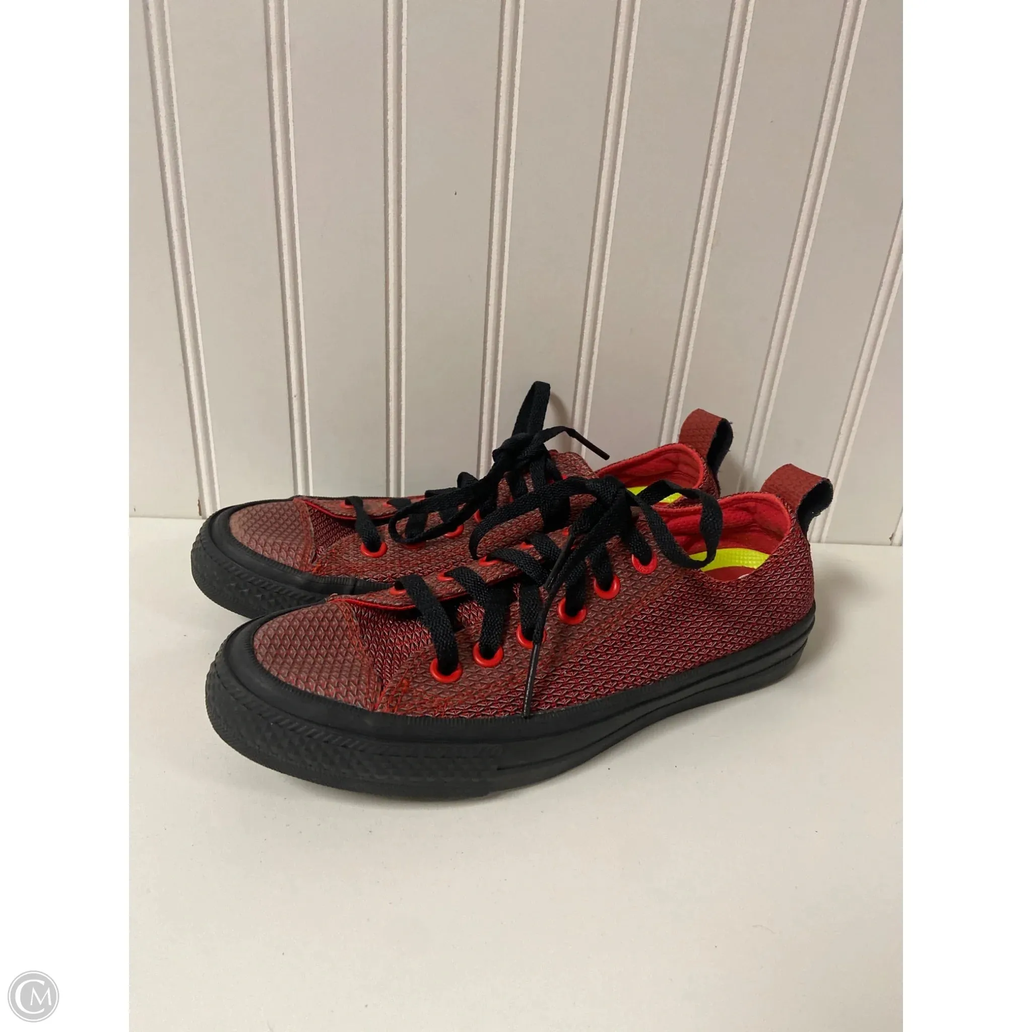 Shoes Sneakers By Converse In Black & Red, Size: 7.5 Daily Step