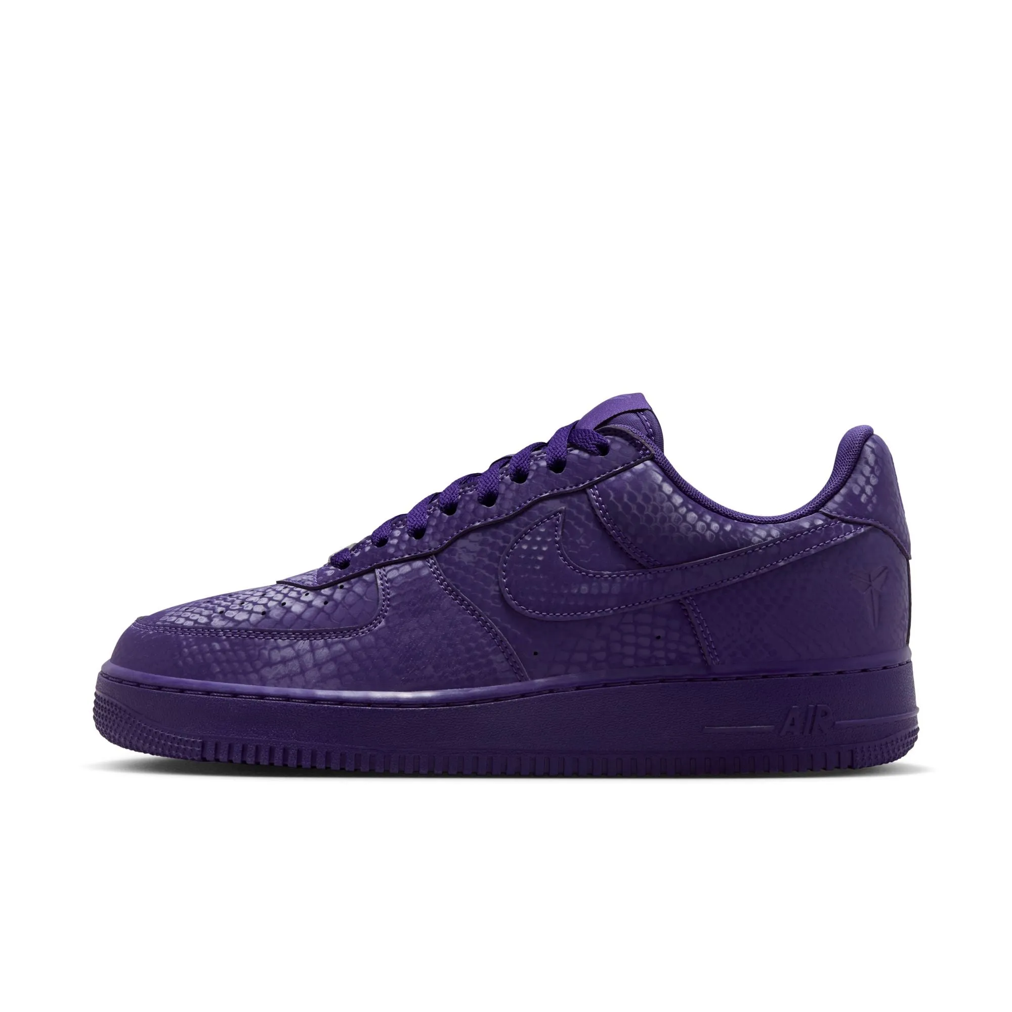 Snug Heel Lock System Kobe Bryant x Nike Air Force 1 Low