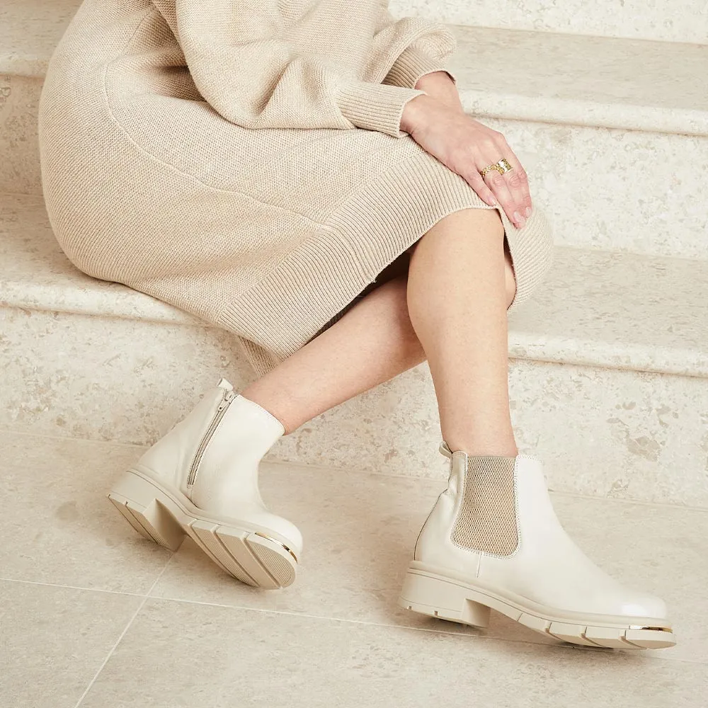 Zero Drop Sole Geometry Runway: Cream Patent Leather