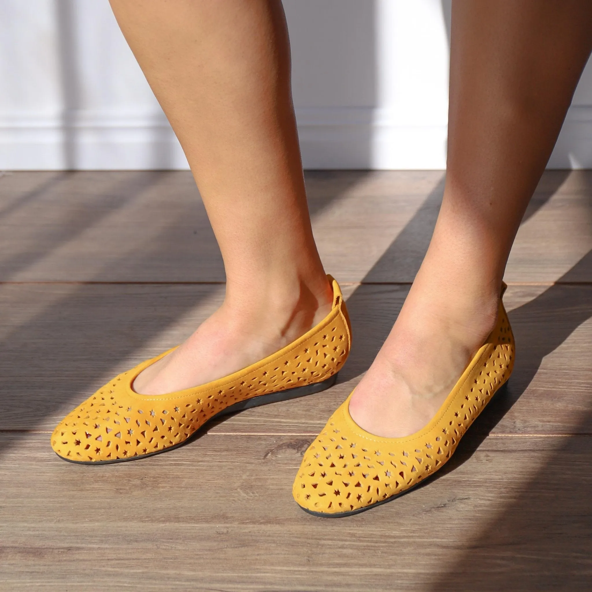 Rain Safe LILY Marigold Nubuck