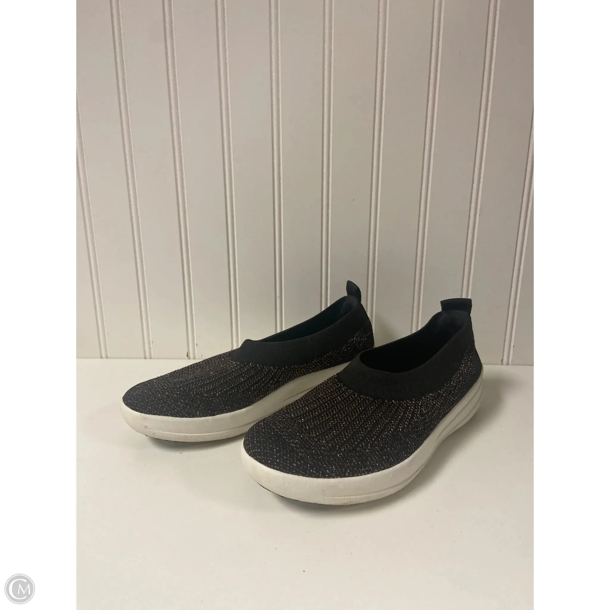 Shoes Flats By Fitflop In Black & Gold, Size: 6.5 Soft ground