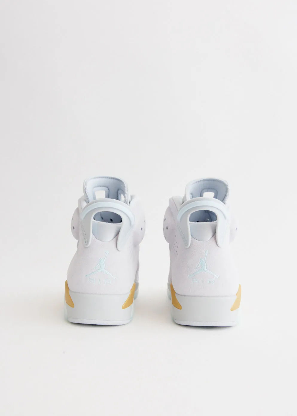 Soft Materials Grippy Sole Women's Air Jordan 6 Retro 'Pearl' Sneakers