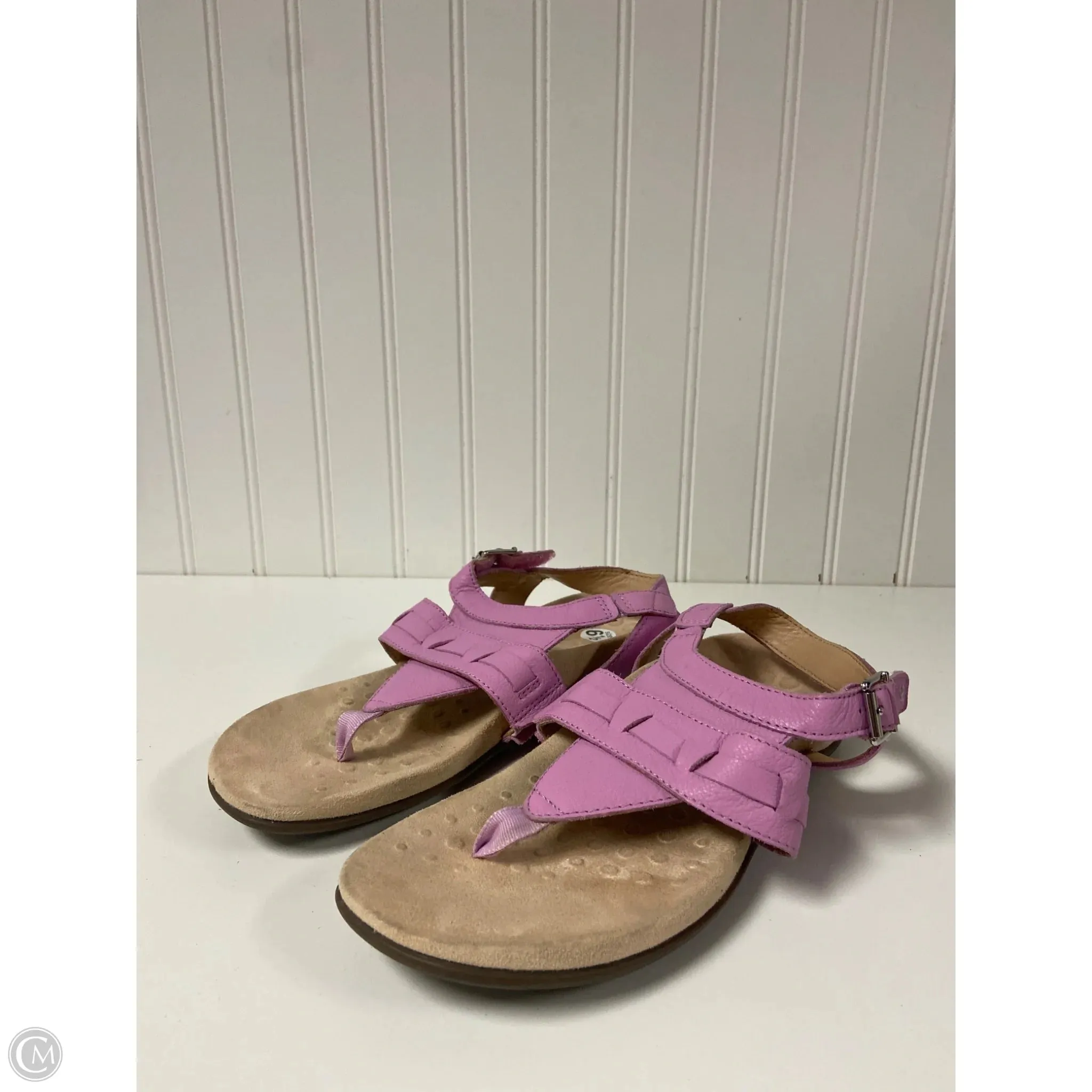 Sandals Flats By Vionic In Purple, Size: 6.5 Grab Quick