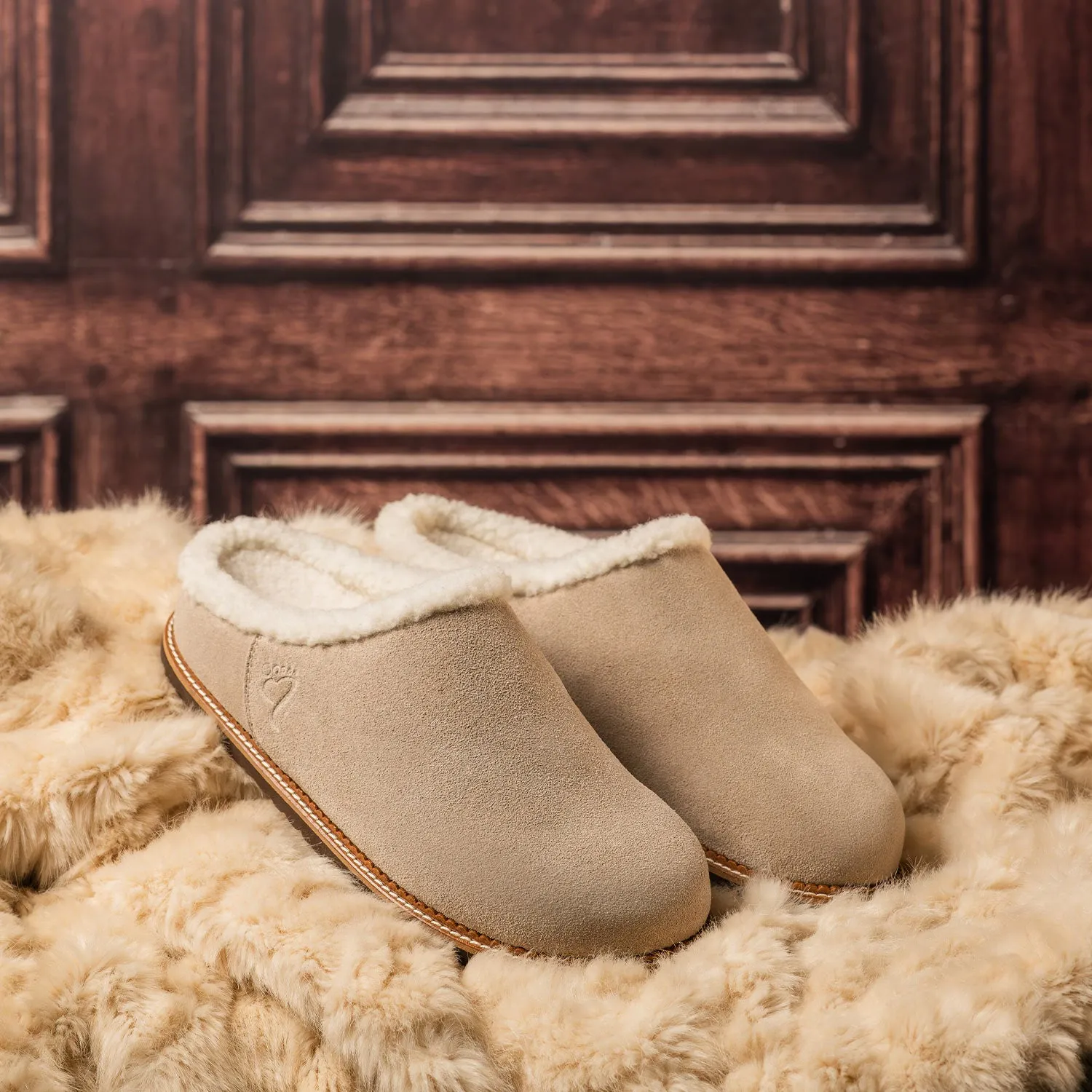 River Path Snug: Cream Suede & Wool