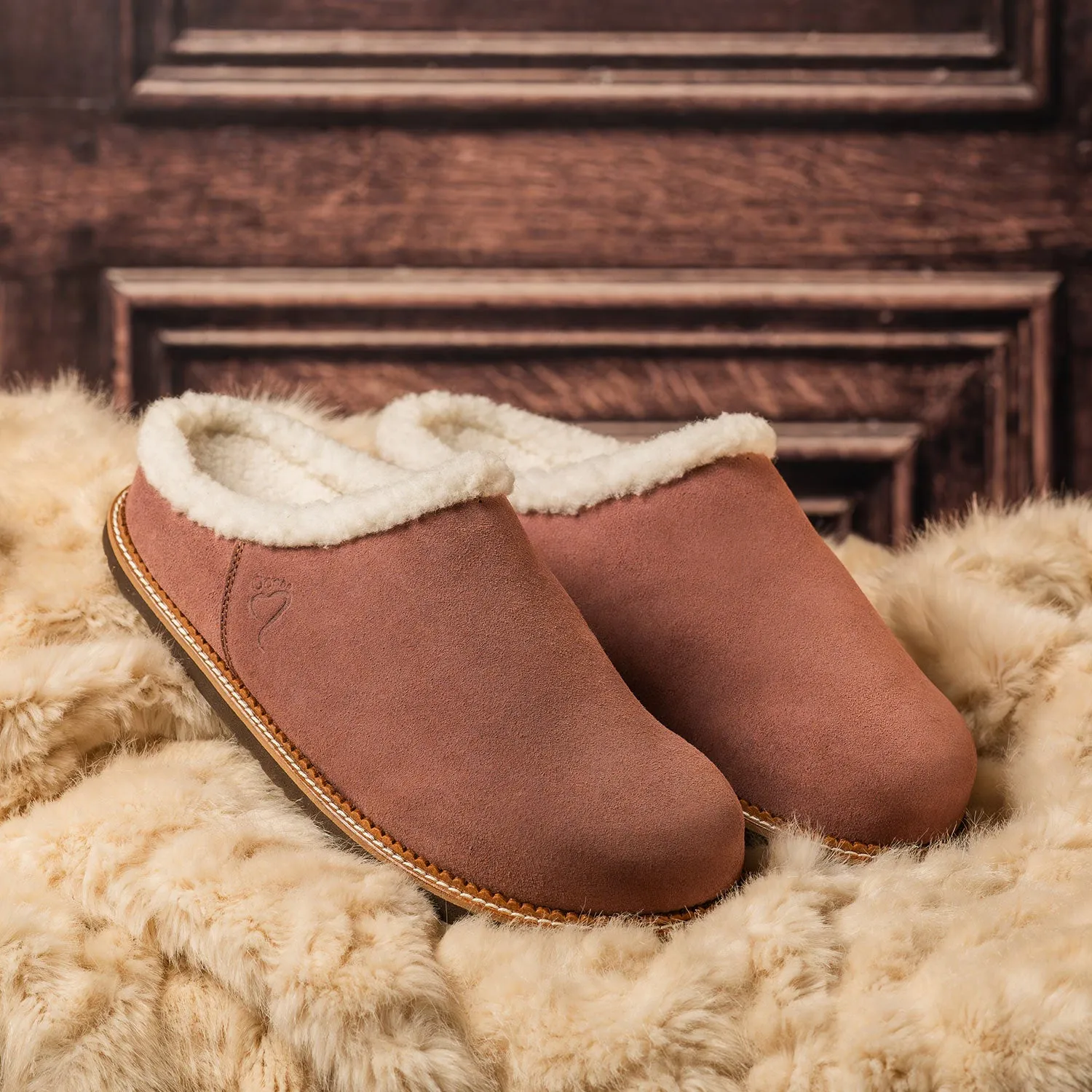 Snug: Rose Suede & Wool Balance Step