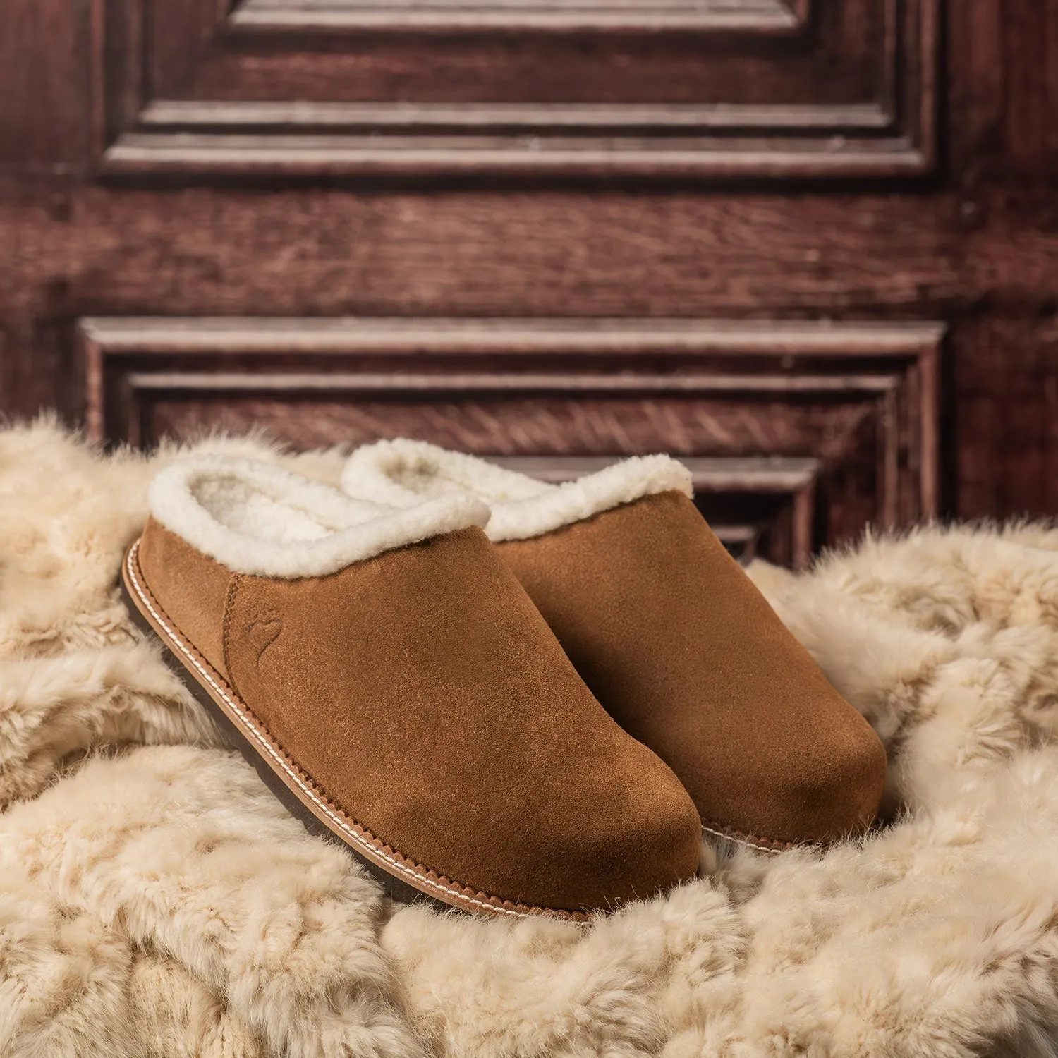 Noon Walk Stone Hike Snug: Tan Suede & Wool