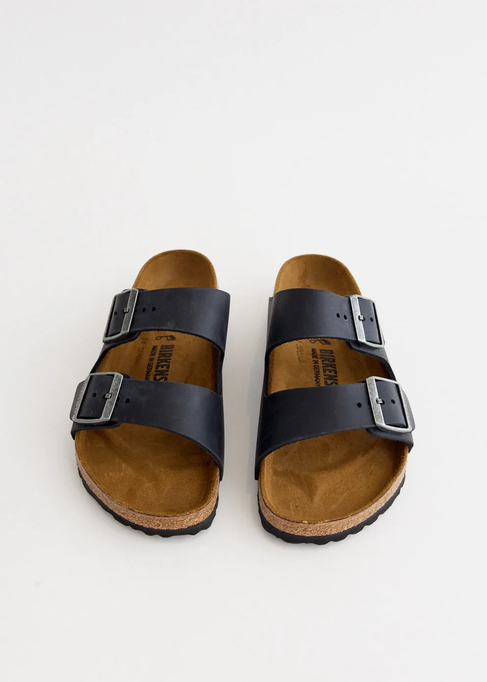 Arizona Regular Sandals Pose Time