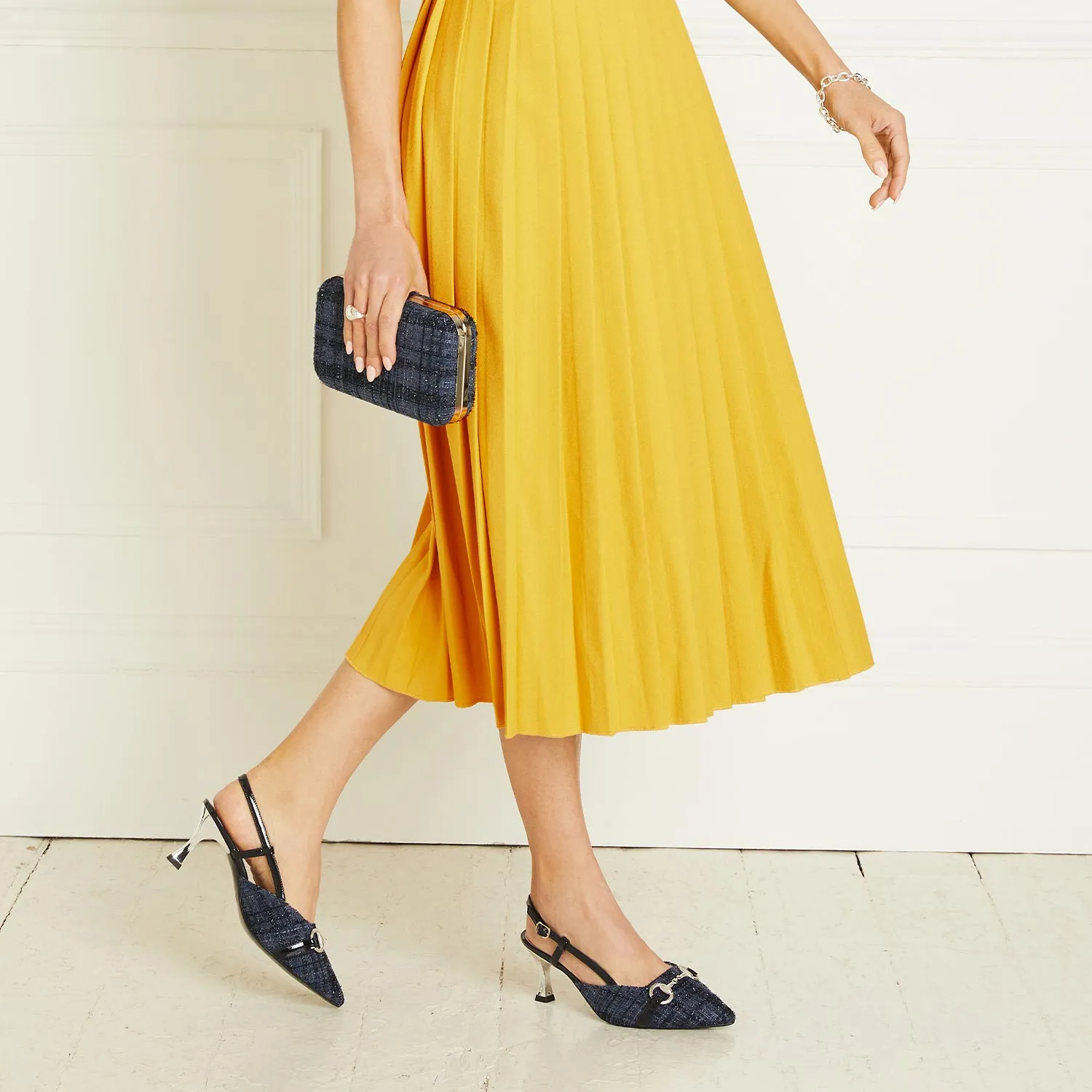 Agile Design Workday Style Addison: Navy Tweed & Patent