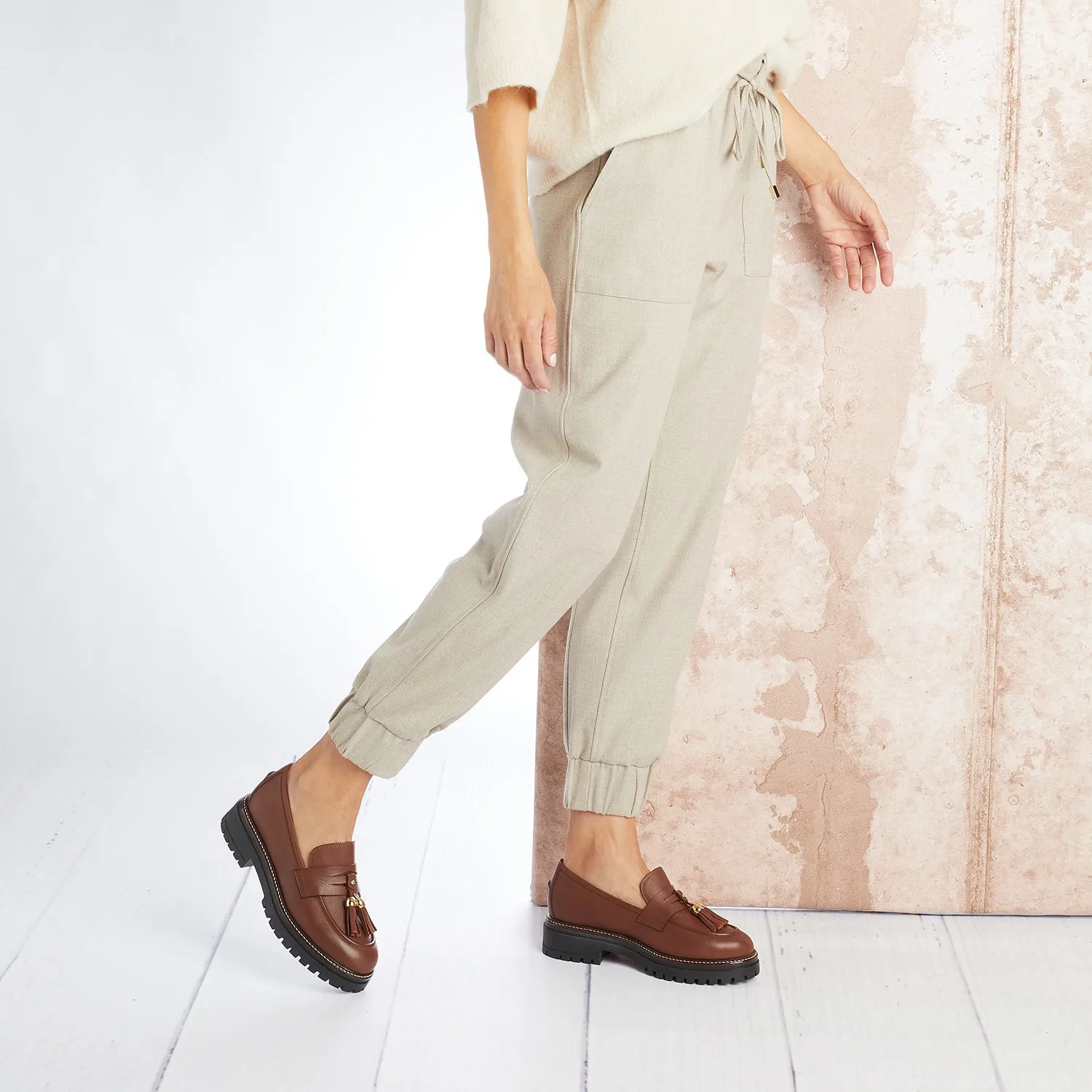 Fame: Tan Leather Cherry Pop